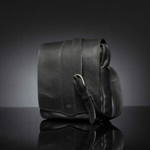Indiana men's leather sling bag in black, highlighting reinforced stitching and full-grain cowhide leather.