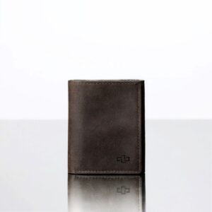 Front view of the men's Ashford brown trifold wallet in premium full-grain leather, showcasing its sleek and compact design.