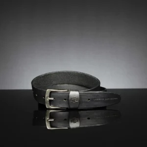 Elegant black leather belt, 35mm wide, crafted for business and formal styling.