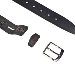 Interchangeable belt buckle system, allowing easy customization for a 35mm leather belt.
