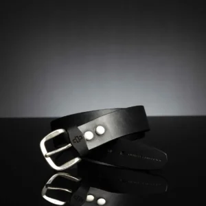 Black leather belt, 40mm wide, shown with a close-up view of the buckle design.