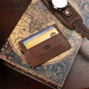 Side view of men’s Mansfield V6 Cardholder in rich brown. Handcrafted premium leather with minimalist design and refined stitching.